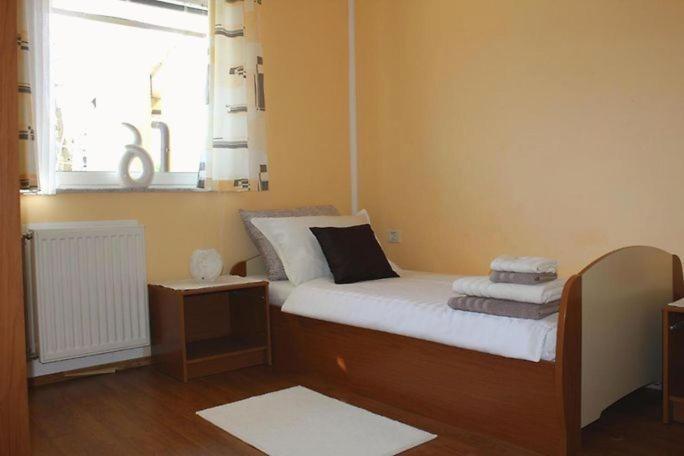 Apartments Ficur With Swimming Pool & Grill, Portoroz Portorož Exterior foto
